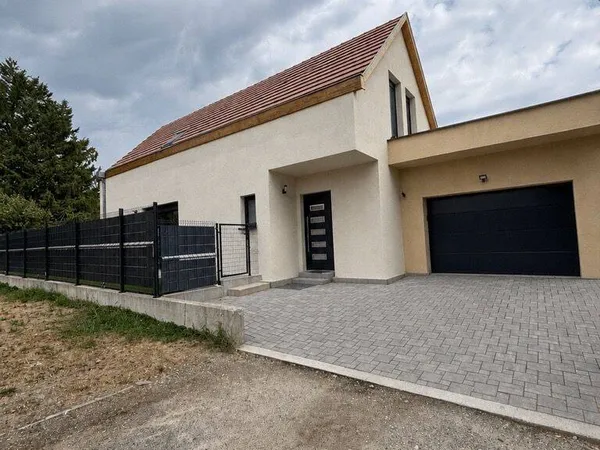 Maison 6 pièces 117 m²