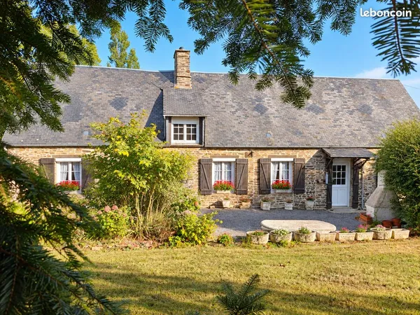 Longère de charme 135 M² axe Flers/Condé