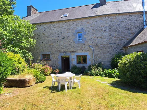 Maison 9 pièces 151 m²
