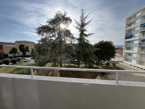 VALENCE - Appartement T3 avec balcons et cave