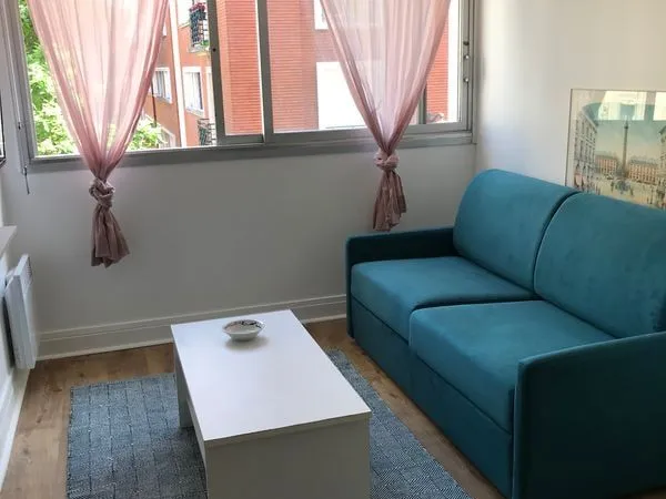 Studio 1 pièce 19 m²