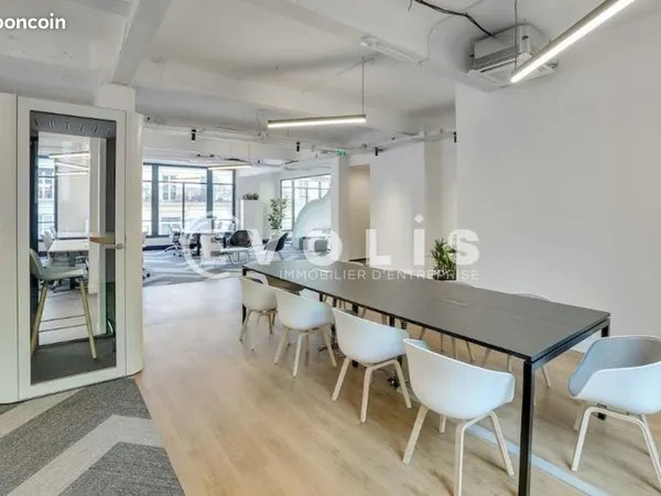 Bureau 3 127 m²