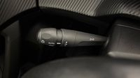Peugeot 2008 1.5 BlueHDi 110ch S&S Allure Pack — photo 23