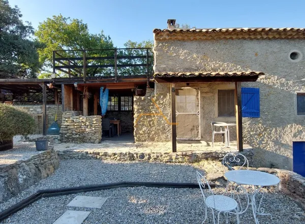 Maison en pierre