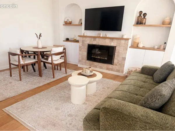 Location meublée T4 avec grande terrasse