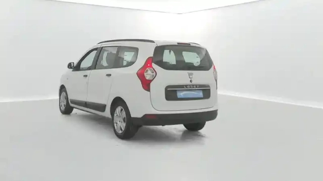 Dacia Lodgy blue dci 95 7 places — photo 12