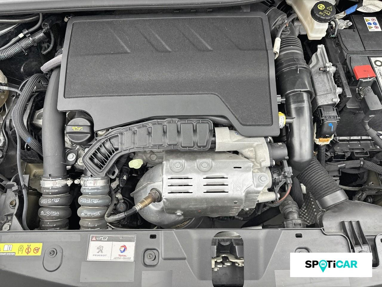 Peugeot 2008 1.2 puretech 130ch s&s allure pack — photo 20