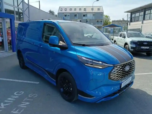 Ford Custom fg 320 l1h1 electrique 160 kw 218ch batterie 71 kwh sport — photo 12