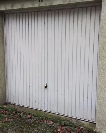 Garage à vendre - Centre-ville de Forbach - 5 m x 2,40 m