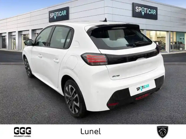 Peugeot 208 puretech 100 s&amp;s bvm6 — photo 27