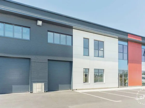 Local d'activité 235 m²