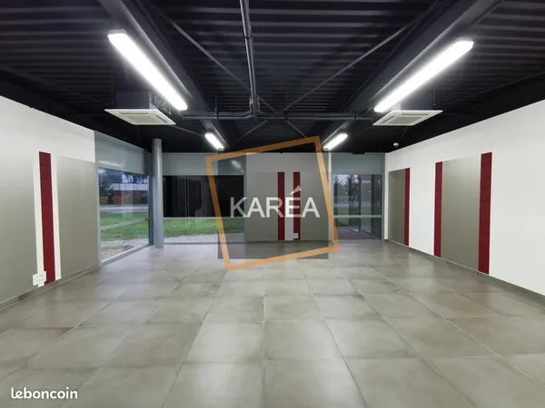 BUREAUX 81 m² SERRIS