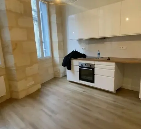 Appartement T2 rénové - Bordeaux Victoire - Dispo 1er novembre