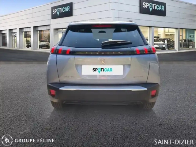 Peugeot 2008 1.2 puretech 100ch s&amp;s style — photo 5