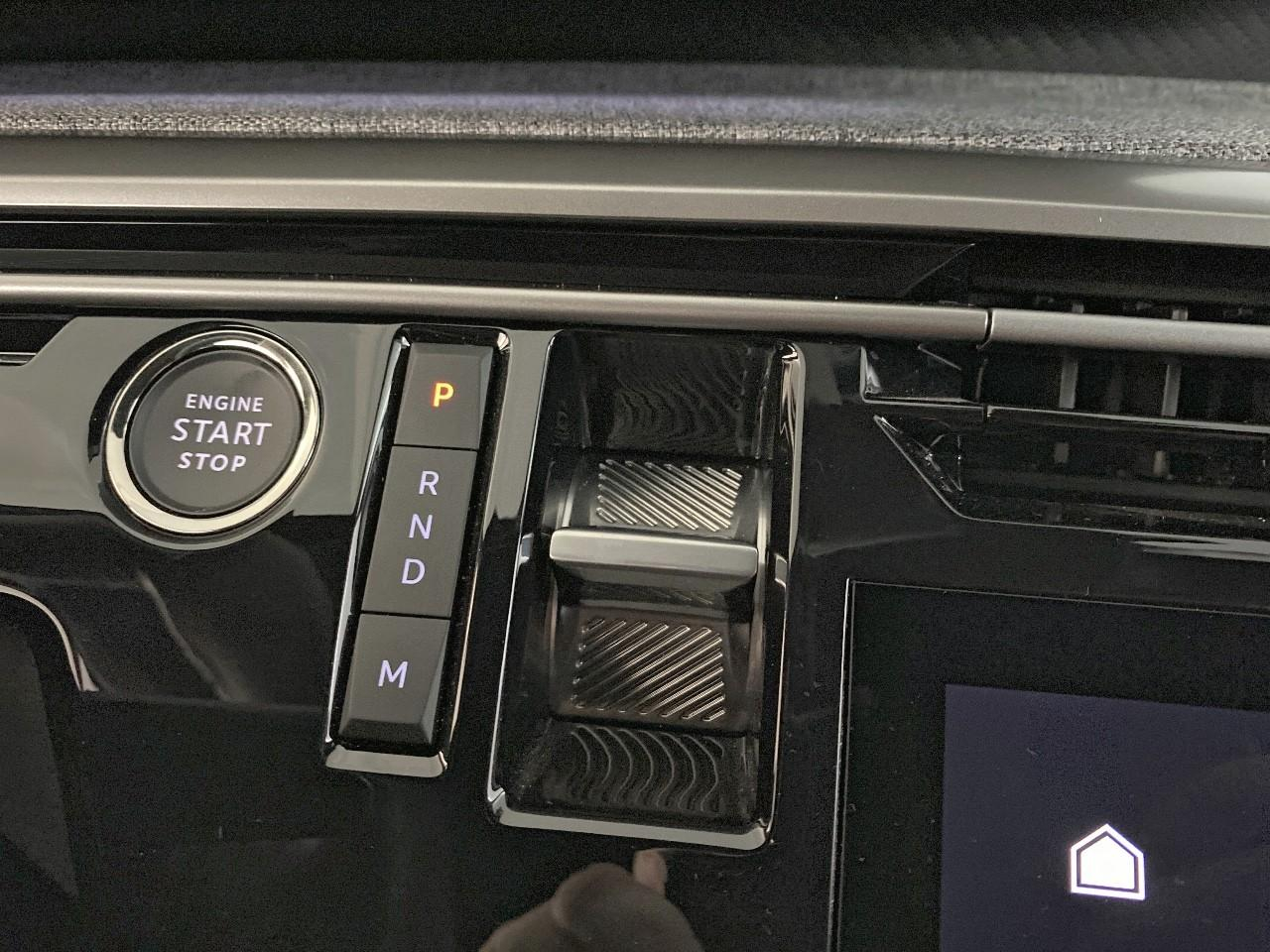 Peugeot 3008 hybrid 145 e-dcs6 allure — photo 15