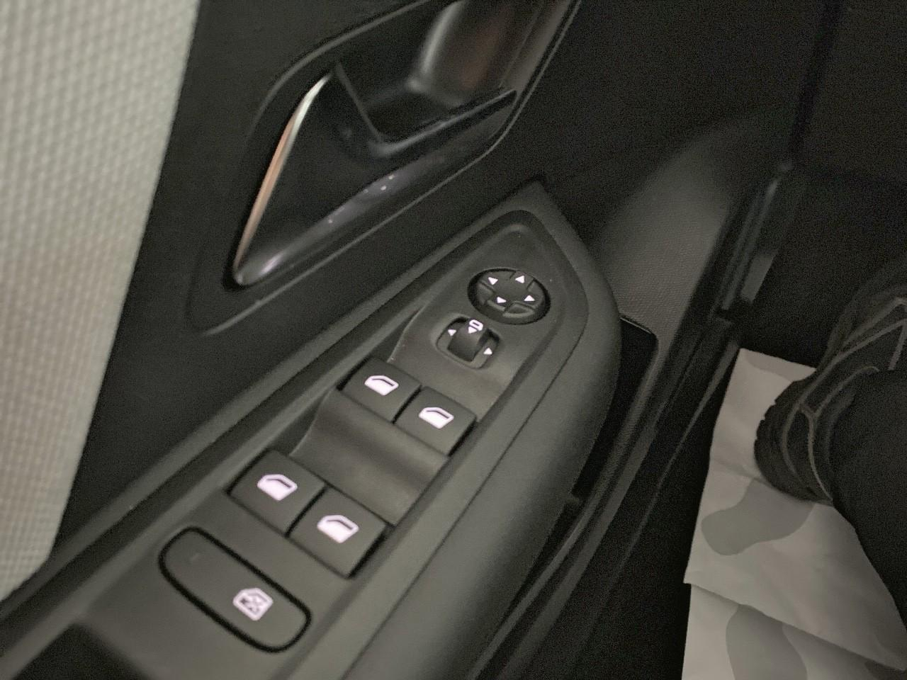 Citroën C4 hybride 145 ch e-dcs6 max — photo 20