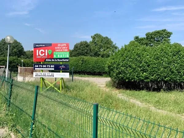 Terrain 350 m² Loriol Sur Drome
