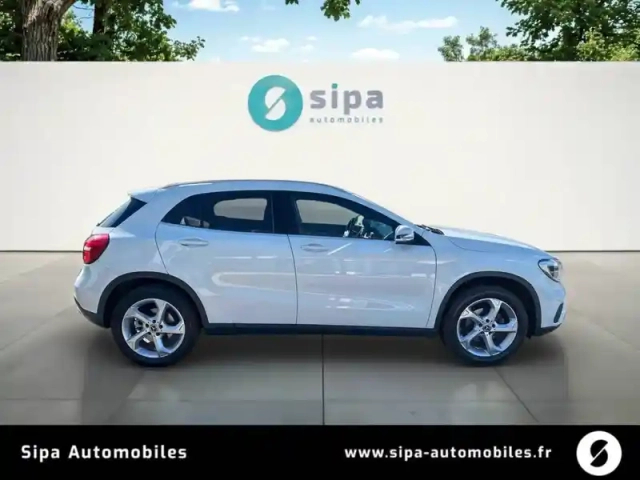 Mercedes Gla 200 d 7-g dct — photo 46