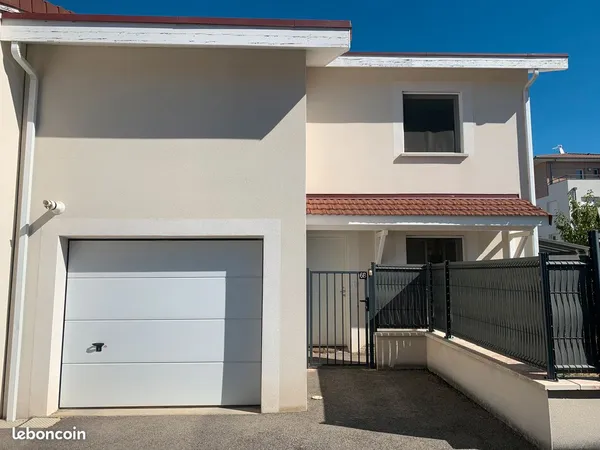Criel maison mitoyenne par garage