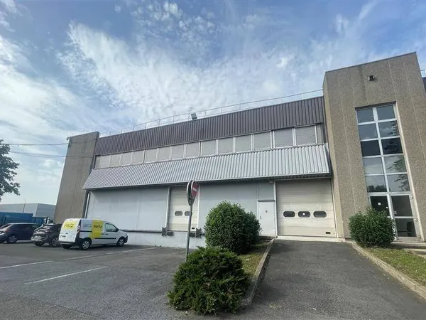 Entrepôt 1464 m²