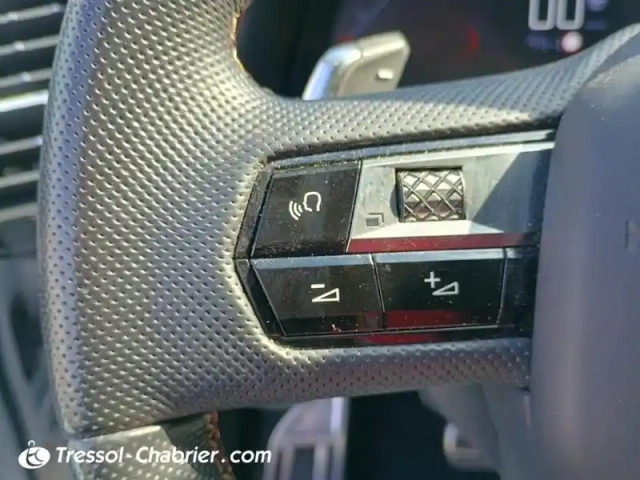 Ds Ds 7 ds7 crossback puretech 180 eat8 performance line — photo 19