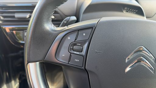 Citroen C4 SpaceTourer 1.2 PureTech 130 EAT8 - Business – 2020 – 72302 km – Essence – Boîte Automatique — photo 8