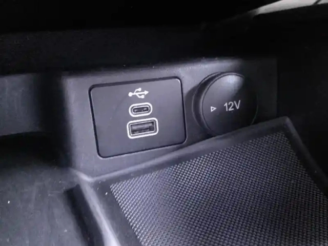 Ford Kuga 2.5 duratec 225ch phev st-line bva — photo 12