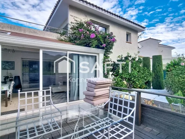Maison T5 vue sur les Albères - état impeccable
