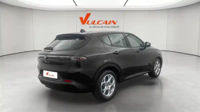 Alfa Romeo Tonale 1.5 hybrid 130 ch tct7 — photo 8