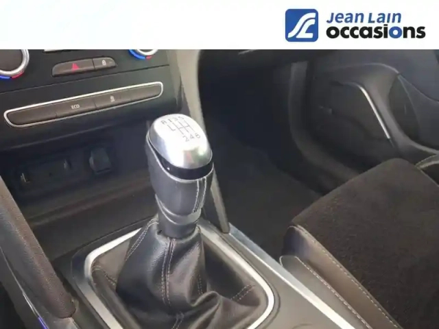 Renault Megane mégane iv estate blue dci 115 — photo 13