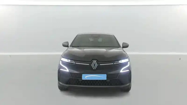 Renault Megane e-tech ev60 220 ch super charge — photo 16