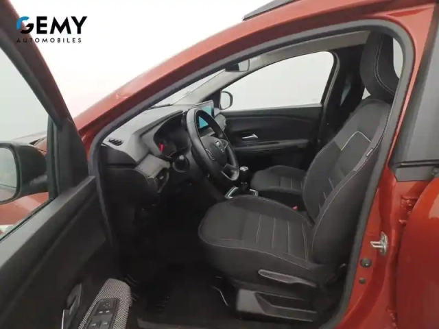 Dacia Jogger eco-g 100 7 places — photo 24