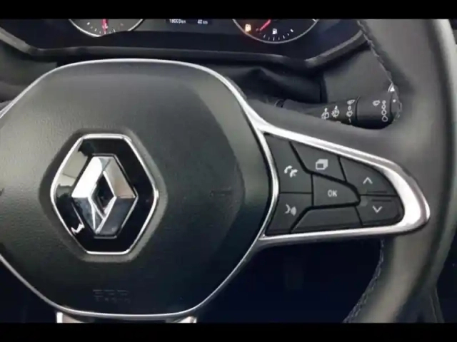 Renault Captur 1.0 tce 90ch evolution — photo 12