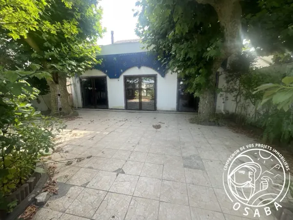 Local commercial 132 m²