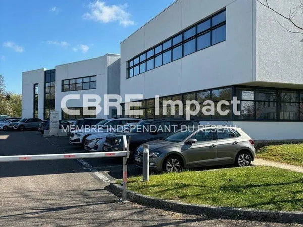 Bureaux 172 m²
