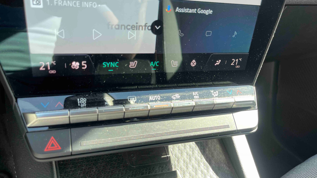 Renault Megane E-Tech EV60 220 ch optimum charge — photo 21