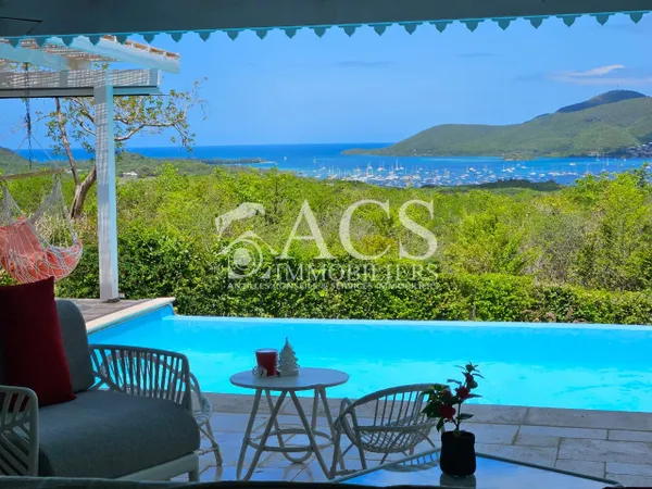 Maginifique vue mer, villa F4, piscine, atelier, bungalow, g