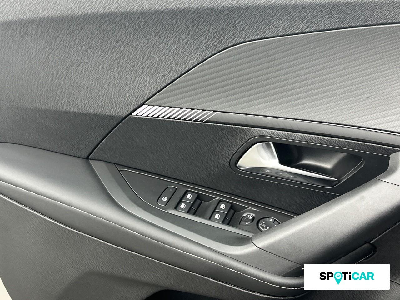 Peugeot 2008 e-2008 156ch 54 kwh allure — photo 16
