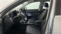 Audi Q3 35 TFSI 150ch Mild Hybrid Design S tronic 7 — photo 12