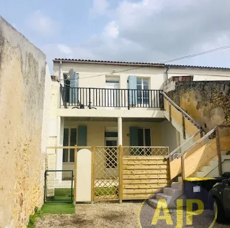 Appartement 7 pièces 128 m²