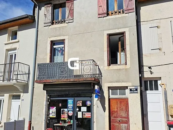 Immeuble de rapport 5 pièces 105 m²