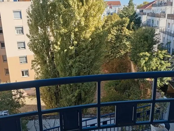 Appartement Lyon3(près place R. L'Isle)