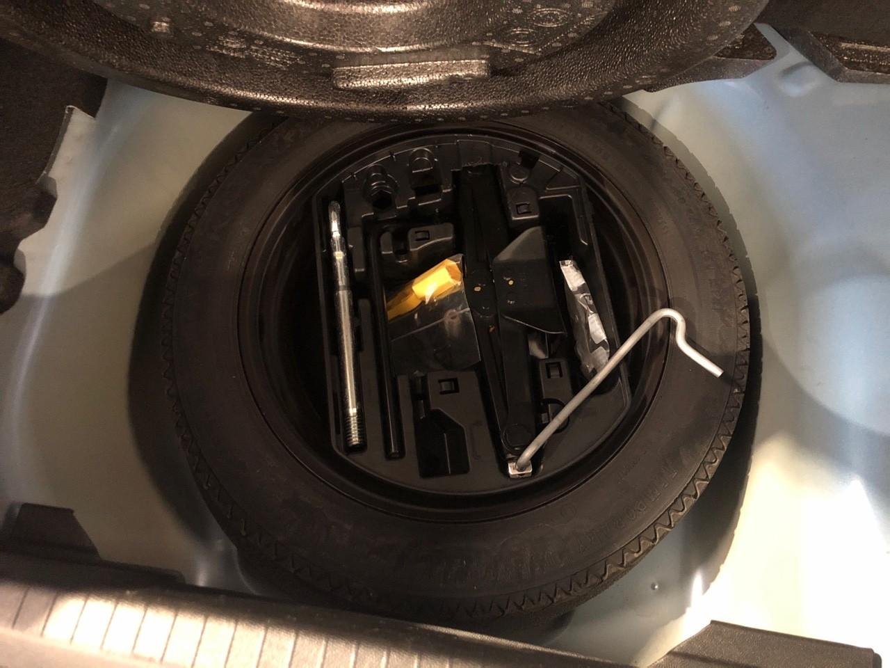 Peugeot 208 puretech 100 s&s bvm6 active — photo 25