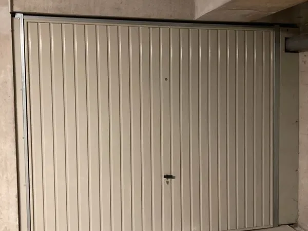 Garage box a vendre