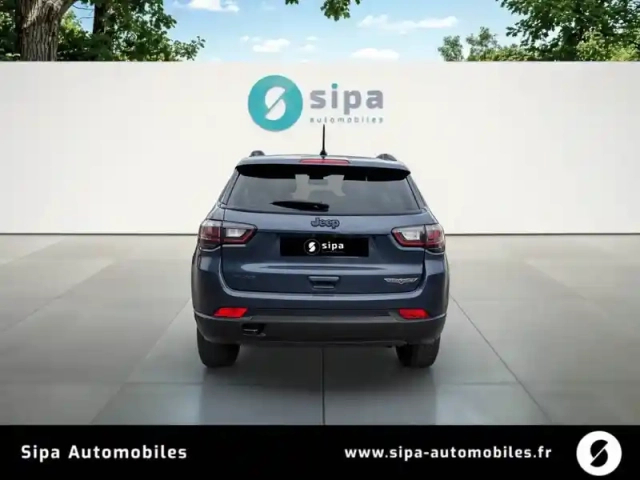Jeep Compass 1.3 phev t4 240 ch 4xe eawd — photo 4