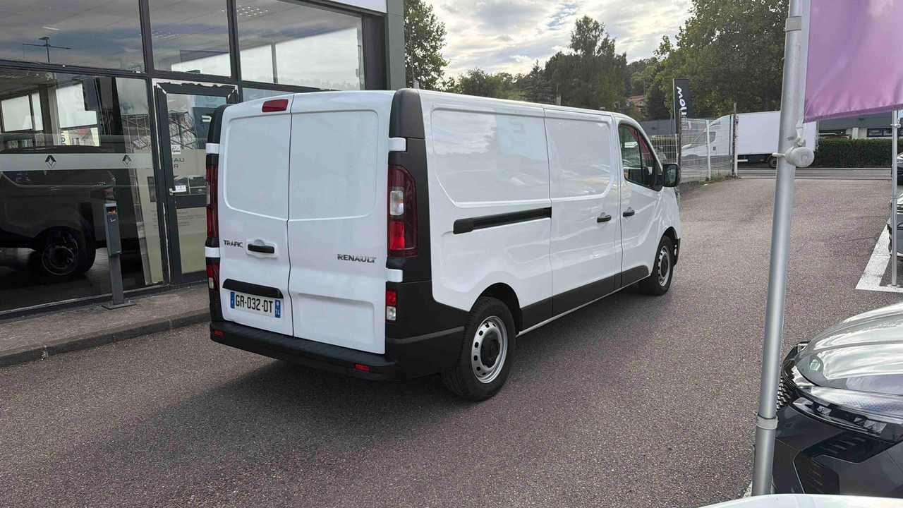 Renault TRAFIC FGN L2H1 3000 KG BLUE DCI 130 — photo 5