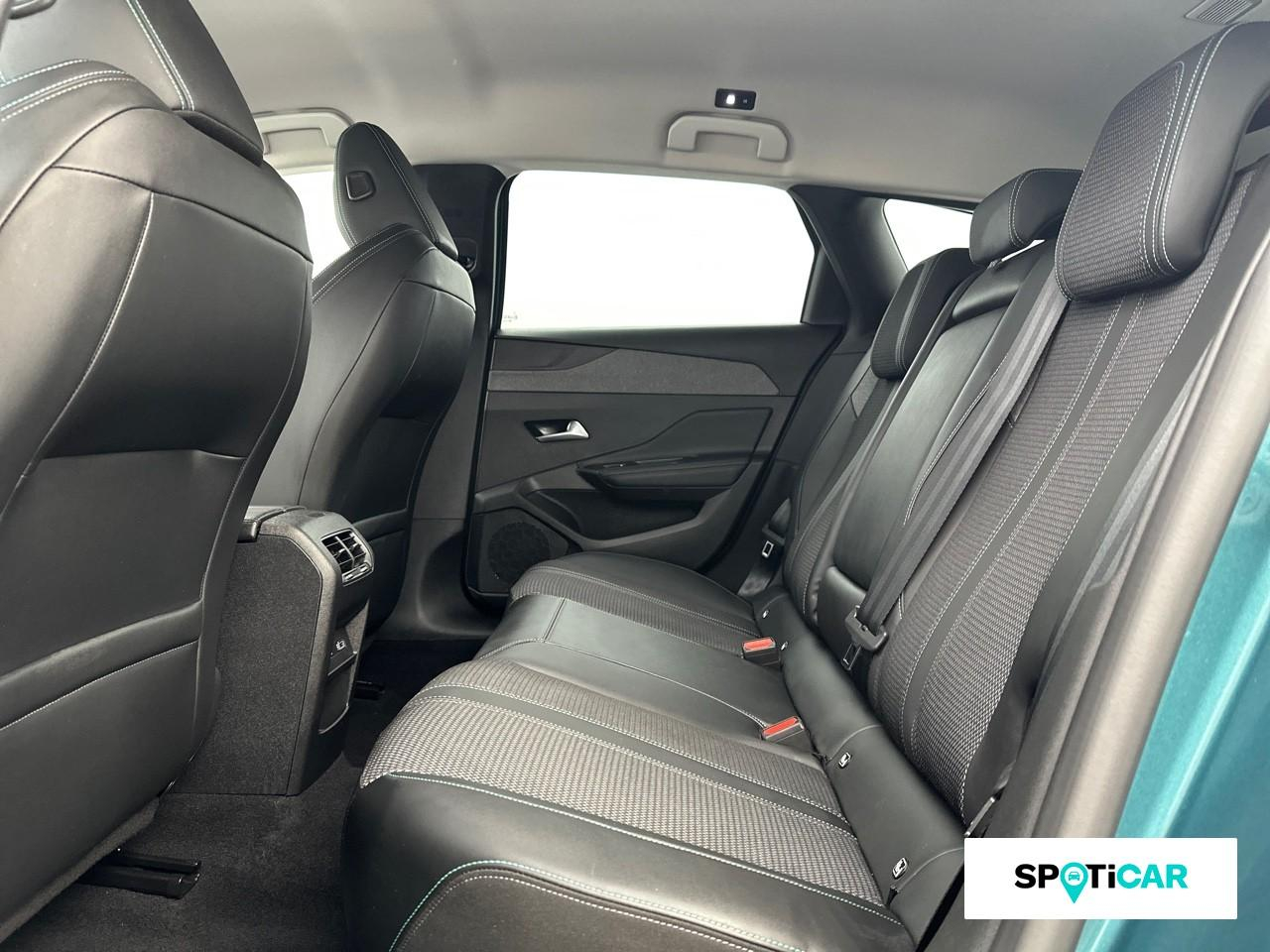 Peugeot 308 sw 1.2 puretech 130ch s&s allure — photo 10