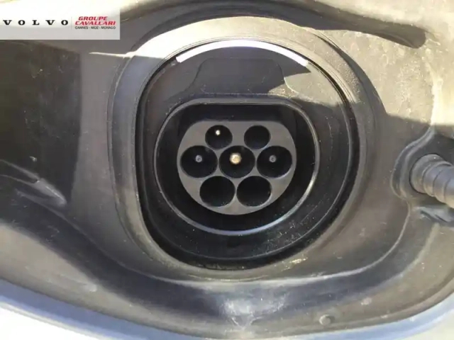 Volvo Xc40 t5 recharge 180+82 ch dct7 — photo 40