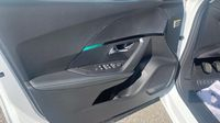 Peugeot 2008 1.2 PureTech 130ch S&S Allure — photo 12
