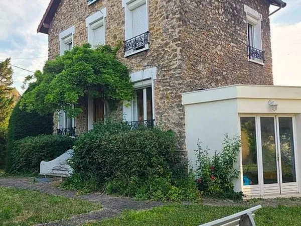 Maison 6 pièces 140 m²